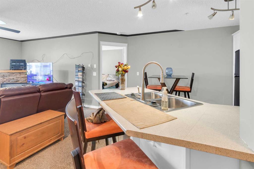 Picture for 203, 345 Rocky Vista Park NW