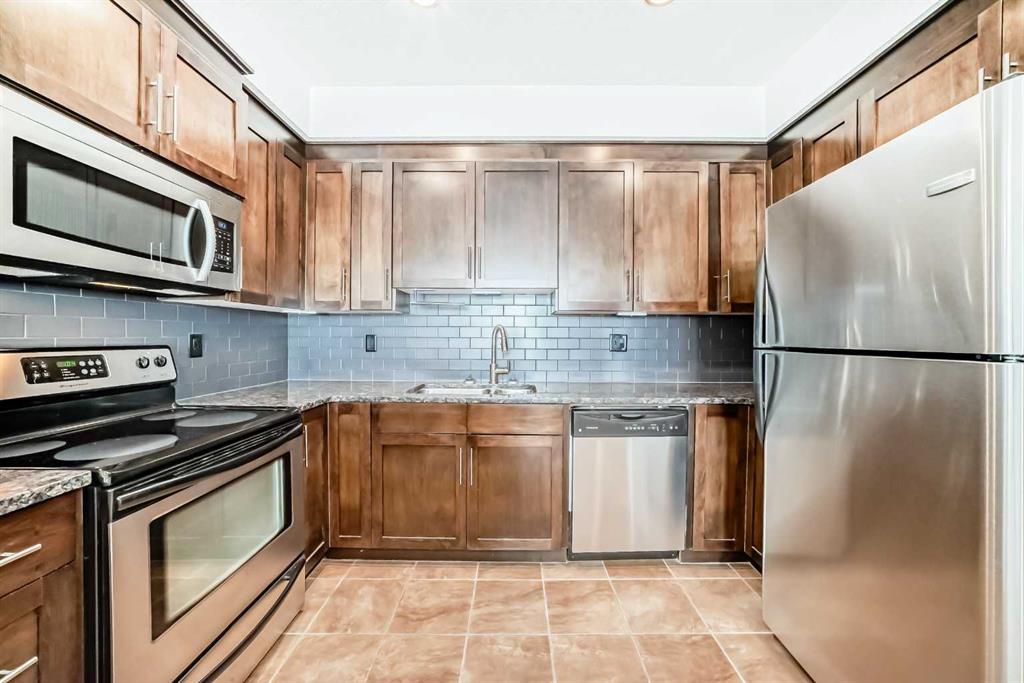 Picture for 206, 1005B Westmount Drive 