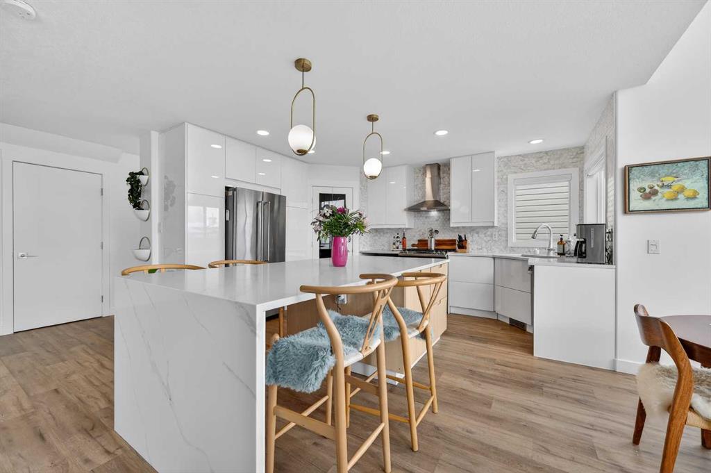 Picture for 46 Springbluff Boulevard SW