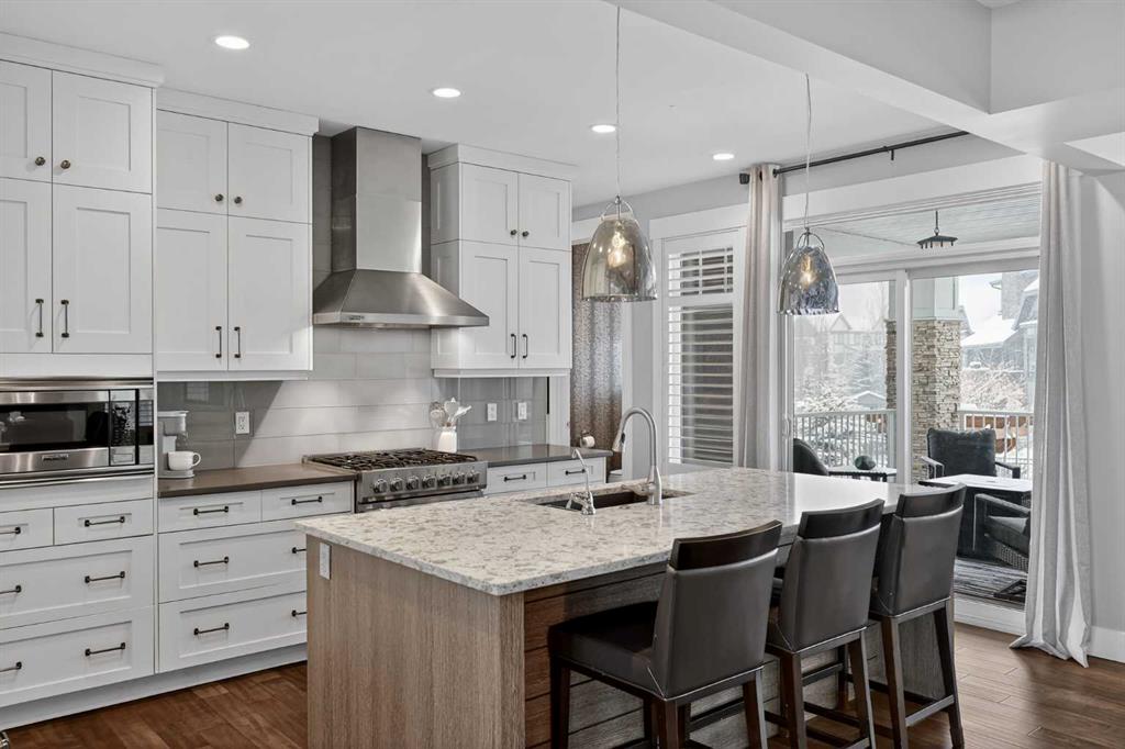 Picture for 616 Coopers Crescent SW