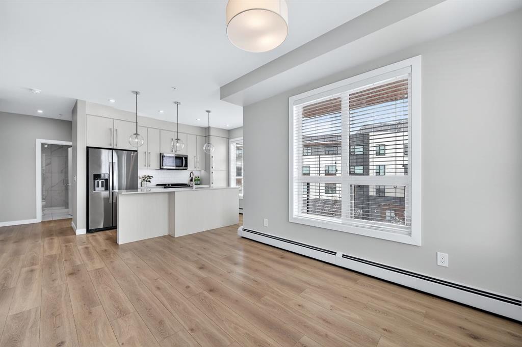 Picture for 325, 383 Smith Street NW