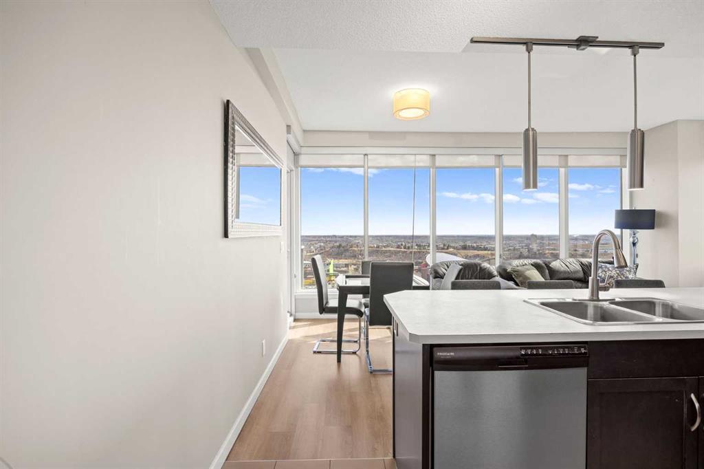 Picture for 2402, 1320 1 Street SE