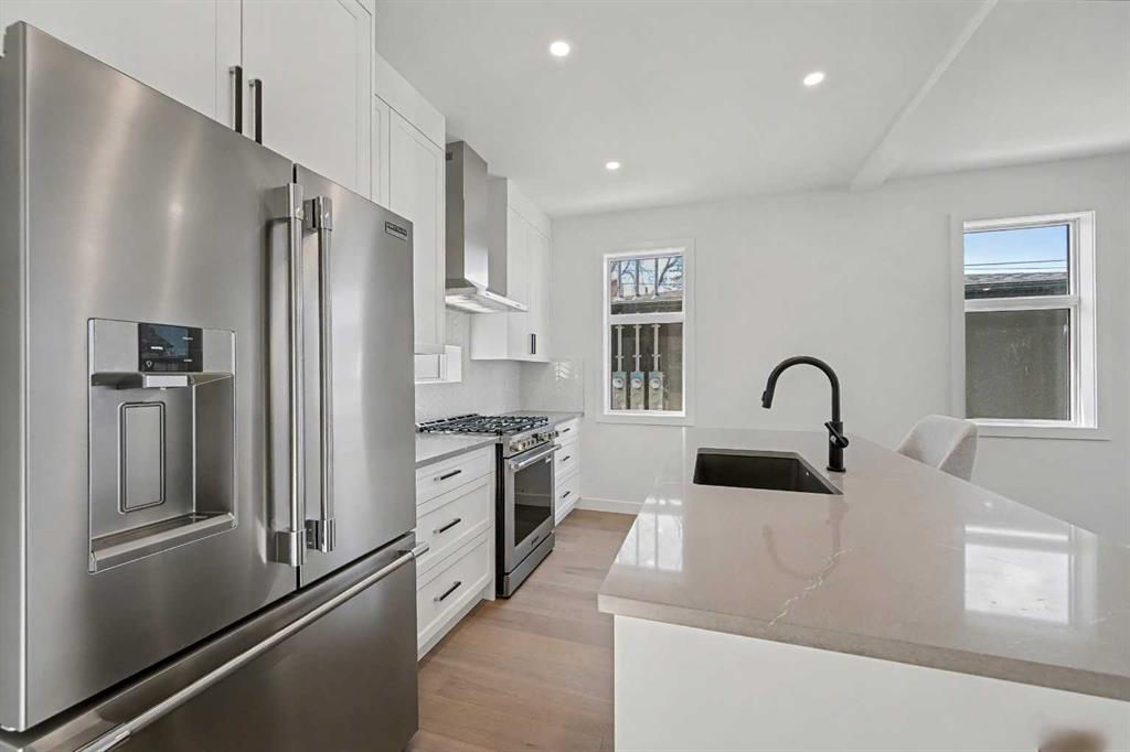 Picture for 753 Centre Avenue NE