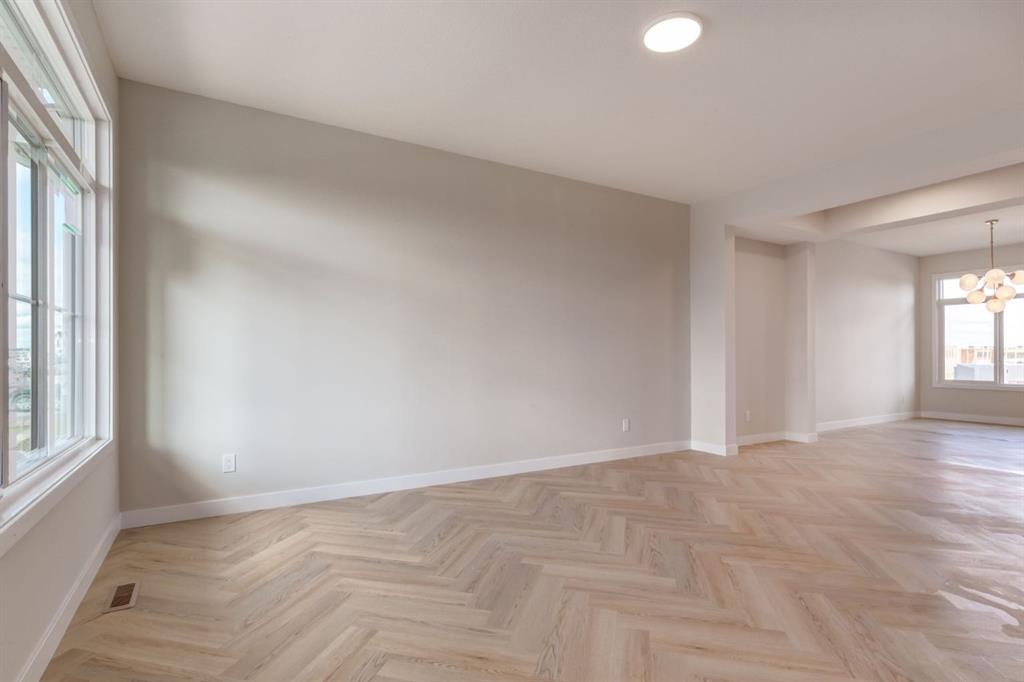 Picture for 214 Sora Gardens SE