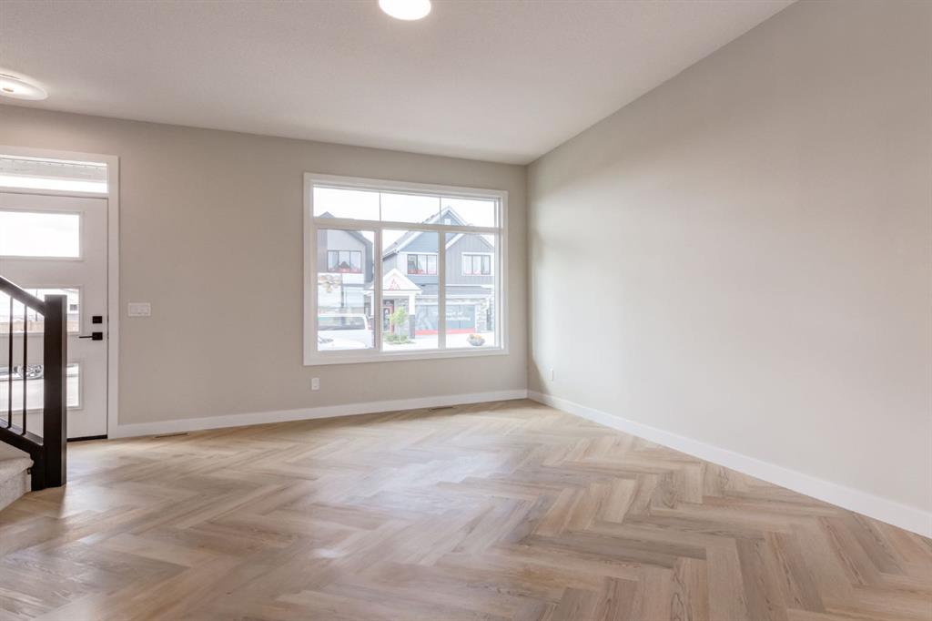 Picture for 214 Sora Gardens SE