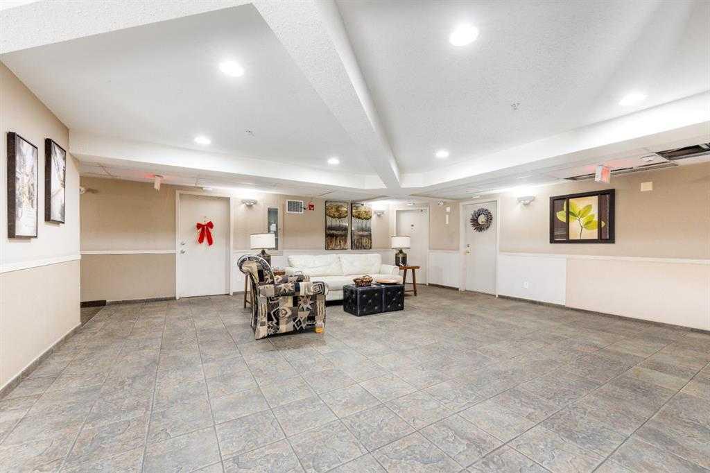 Picture for 1406, 12 Cimarron Common 