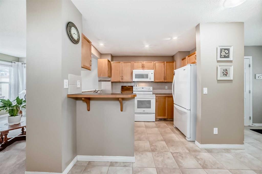 Picture for 137 Luxstone Way SW