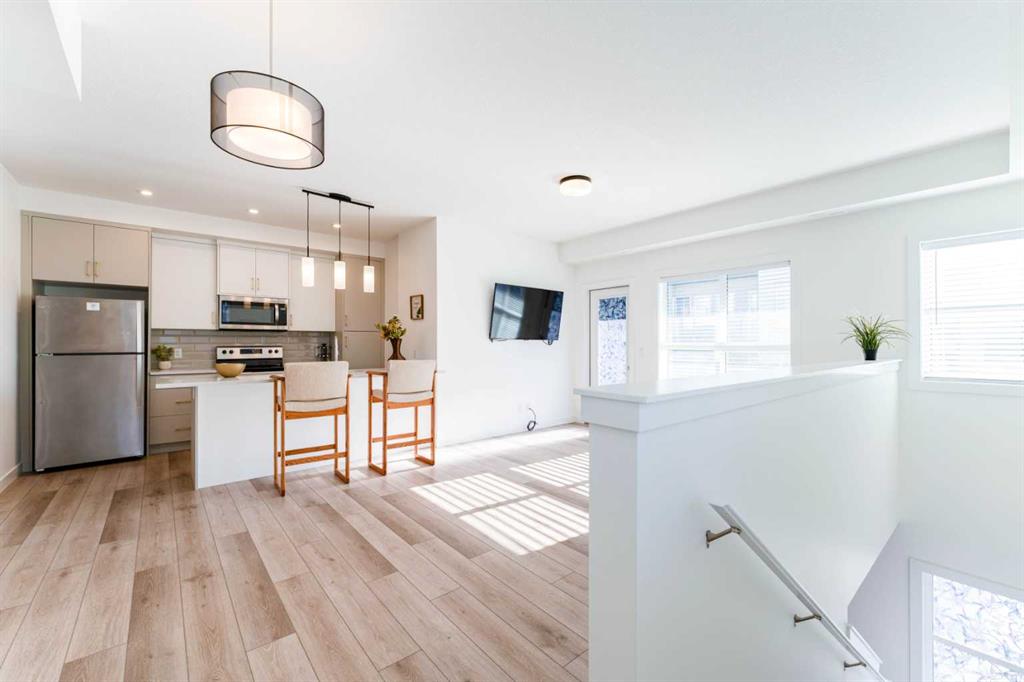 Picture for 120 Spring Creek Common SW
