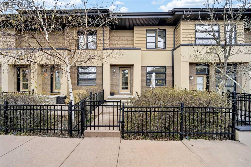 Picture for 208 Aspen Hills Villas SW