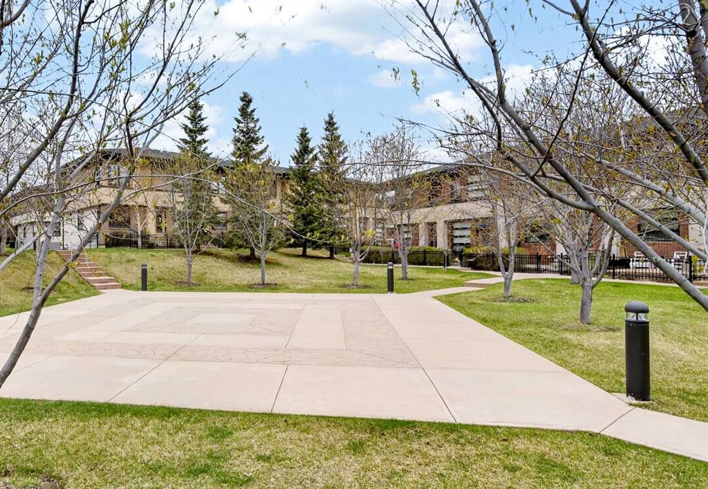 Picture for 208 Aspen Hills Villas SW