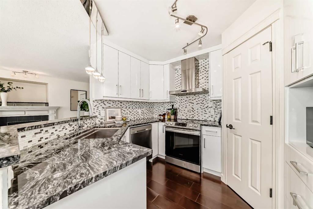 Picture for 262 Coventry Court NE