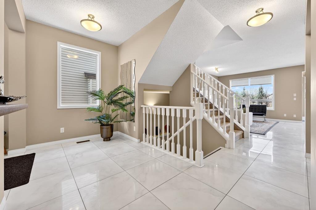Picture for 71 Walden Manor SE