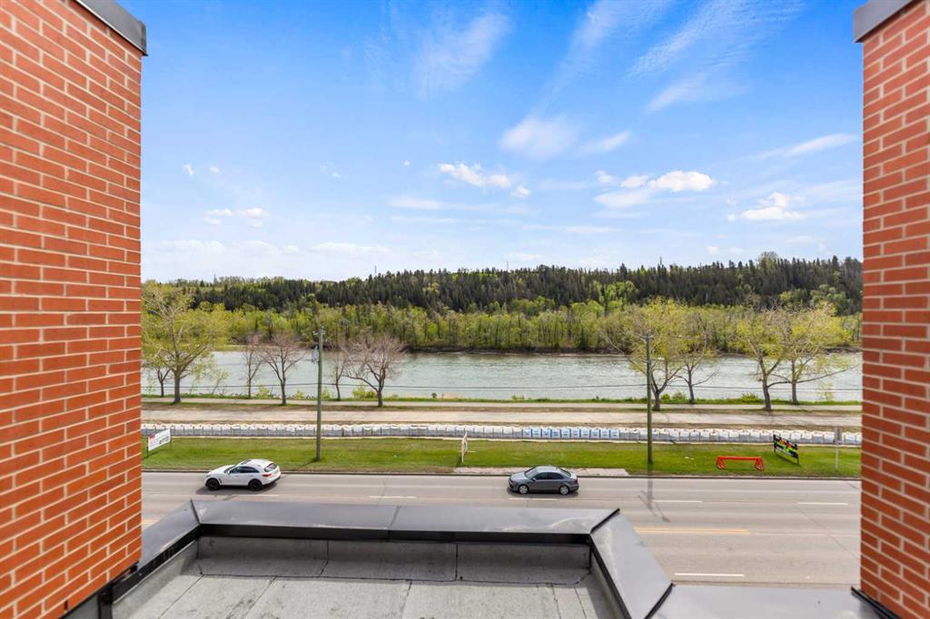 Picture for 3040 Parkdale Boulevard NW