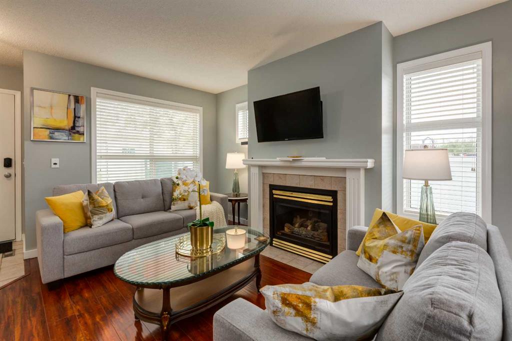 Picture for 126 Harvest Gold Place NE