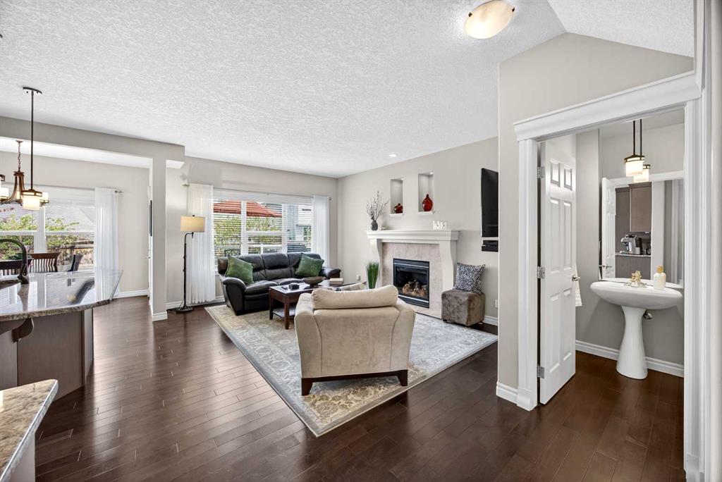 Picture for 293 Bridleridge View SW