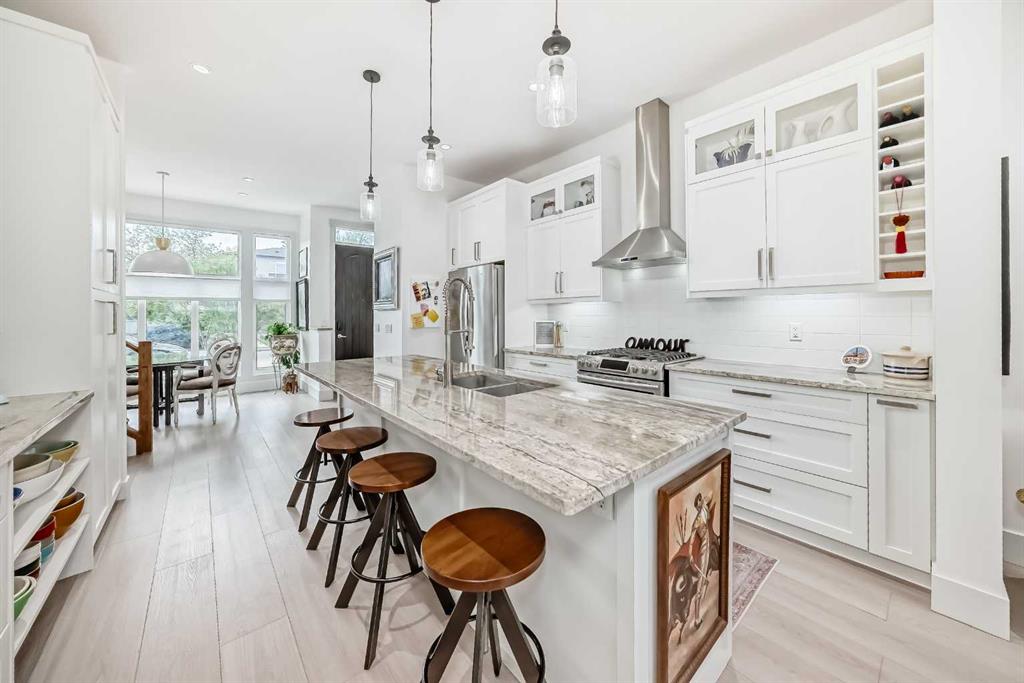 Picture for 1048 Regal Crescent NE