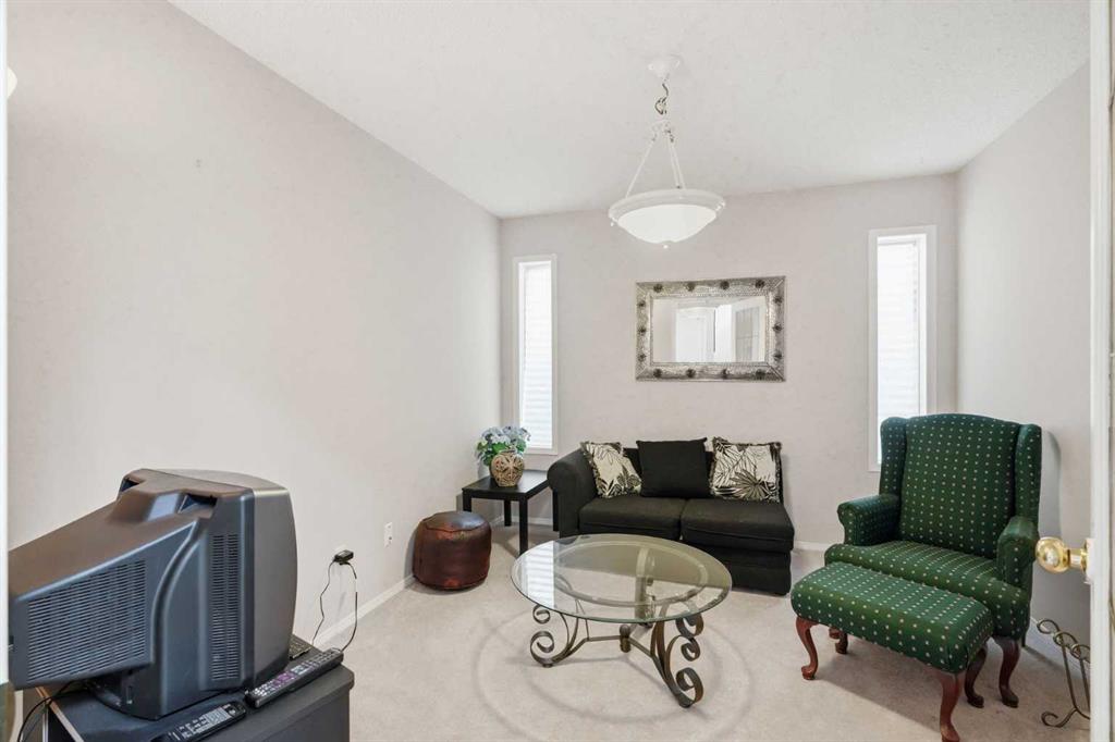 Picture for 74 Tuscarora Heights NW