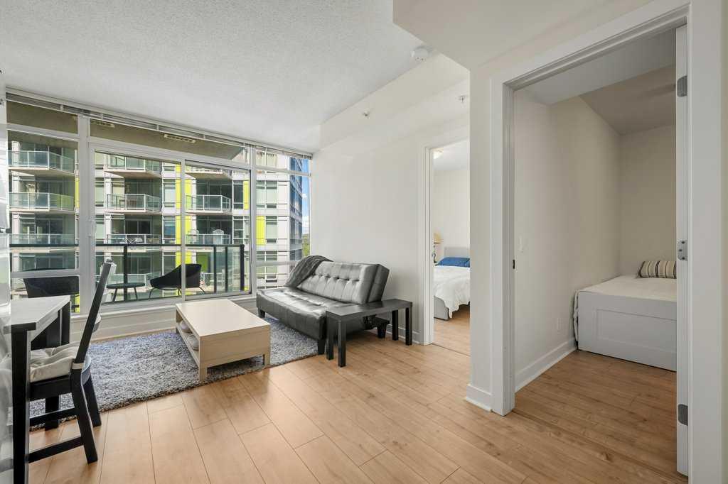 Picture for 811, 10 Brentwood Common NW