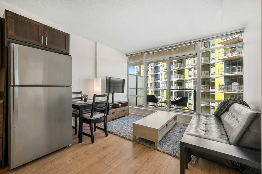 Picture for 811, 10 Brentwood Common NW
