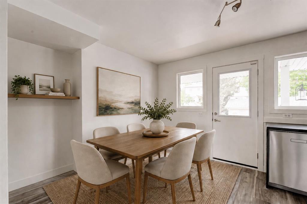 Picture for 322 Killarney Glen Court SW