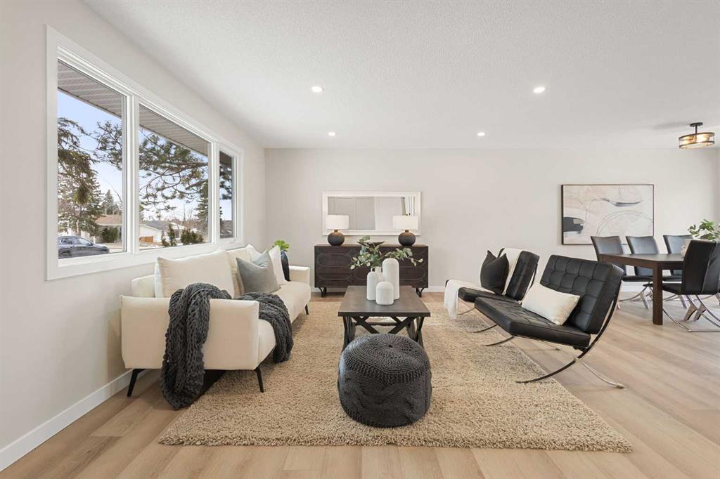 Picture for 347 Queensland Drive SE