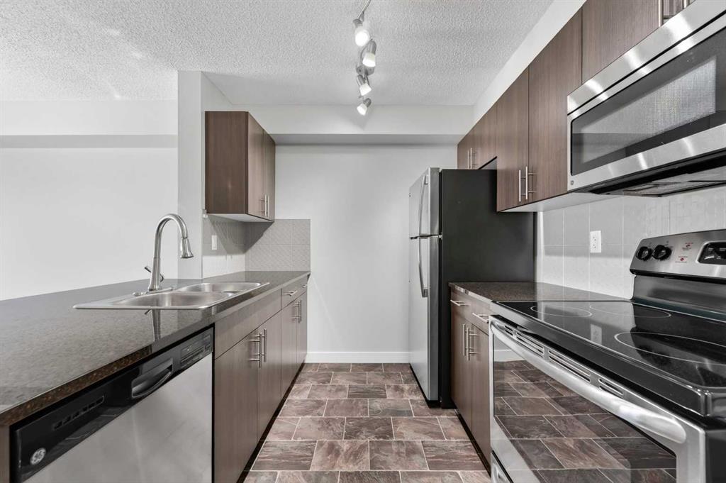 Picture for 3310, 625 Glenbow Drive 