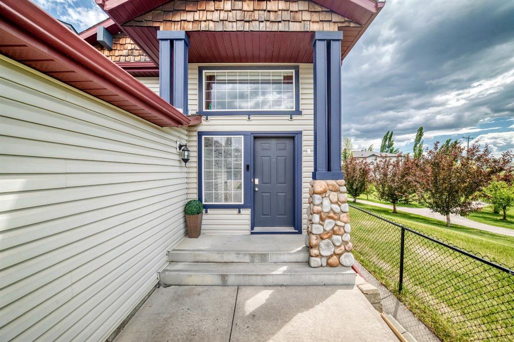 Picture for 91 Panamount Gardens NW