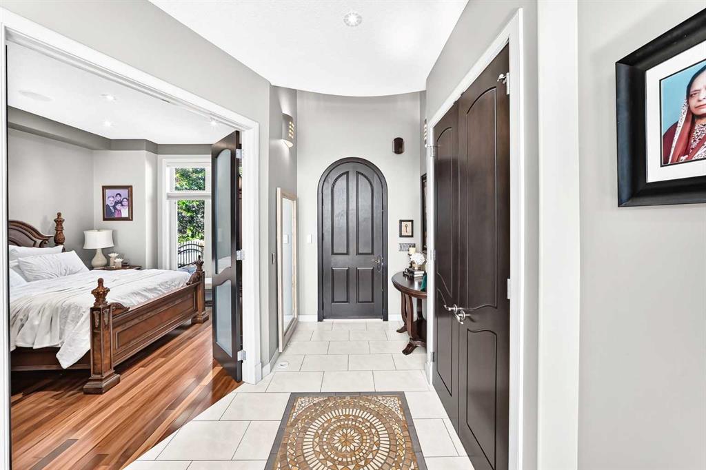 Picture for 423 Rocky Ridge Drive NW