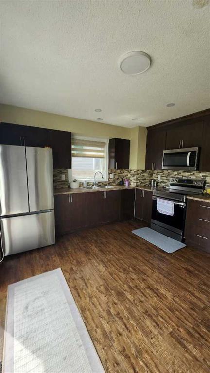 Picture for 47 Martinridge Way NE