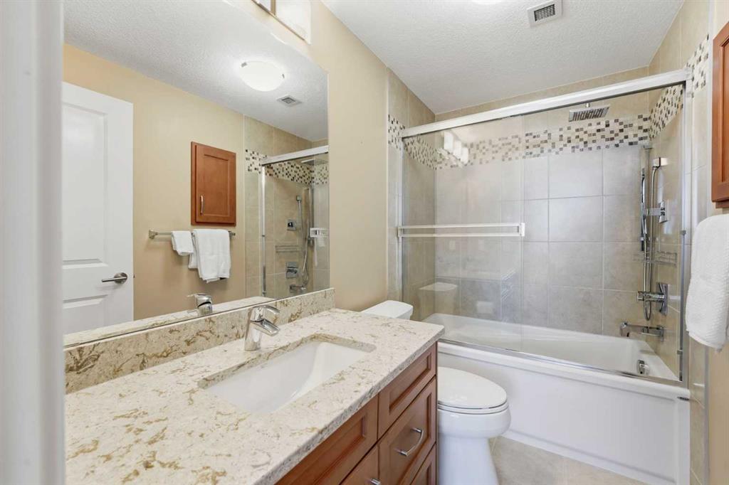 Picture for 1005, 32 Varsity Estates Circle NW https://www.cirrealty.ca/reb/creb/91/A2264191_22.jpg