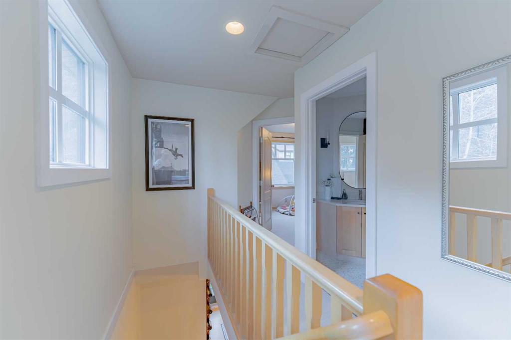 Picture for 1, 153 Cave Ave   https://www.cirrealty.ca/reb/creb/91/A2264891_34.jpg