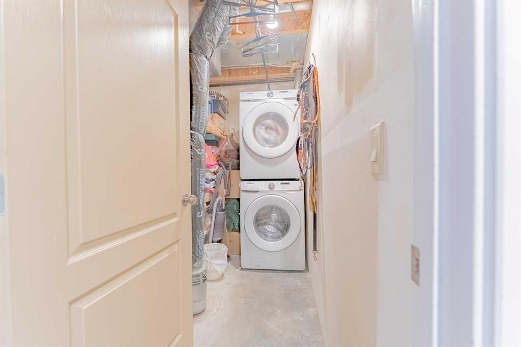 Picture for 1, 153 Cave Ave   https://www.cirrealty.ca/reb/creb/91/A2264891_44.jpg