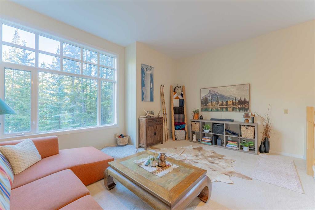Picture for 1, 153 Cave Ave   https://www.cirrealty.ca/reb/creb/91/A2264891_8.jpg
