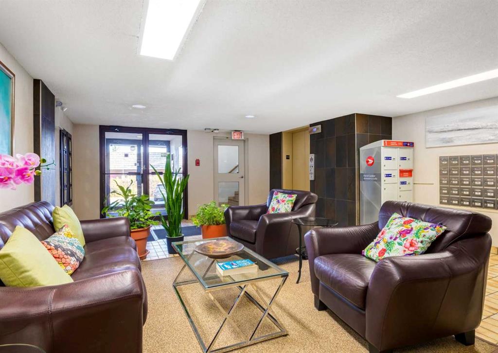 Picture for 104, 9500 Oakfield Drive SW https://www.cirrealty.ca/reb/creb/91/A2266791_32.jpg