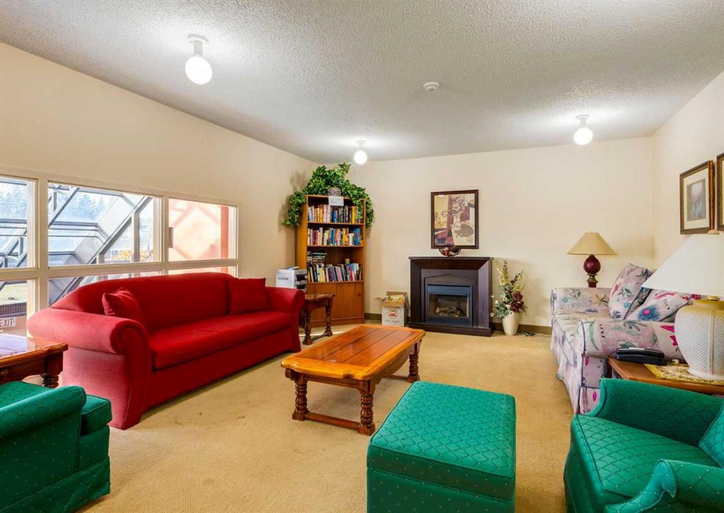 Picture for 104, 9500 Oakfield Drive SW https://www.cirrealty.ca/reb/creb/91/A2266791_38.jpg