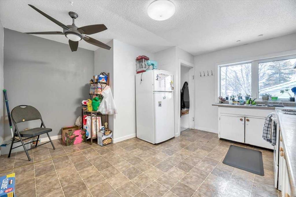 Picture for 7608 22A Street SE