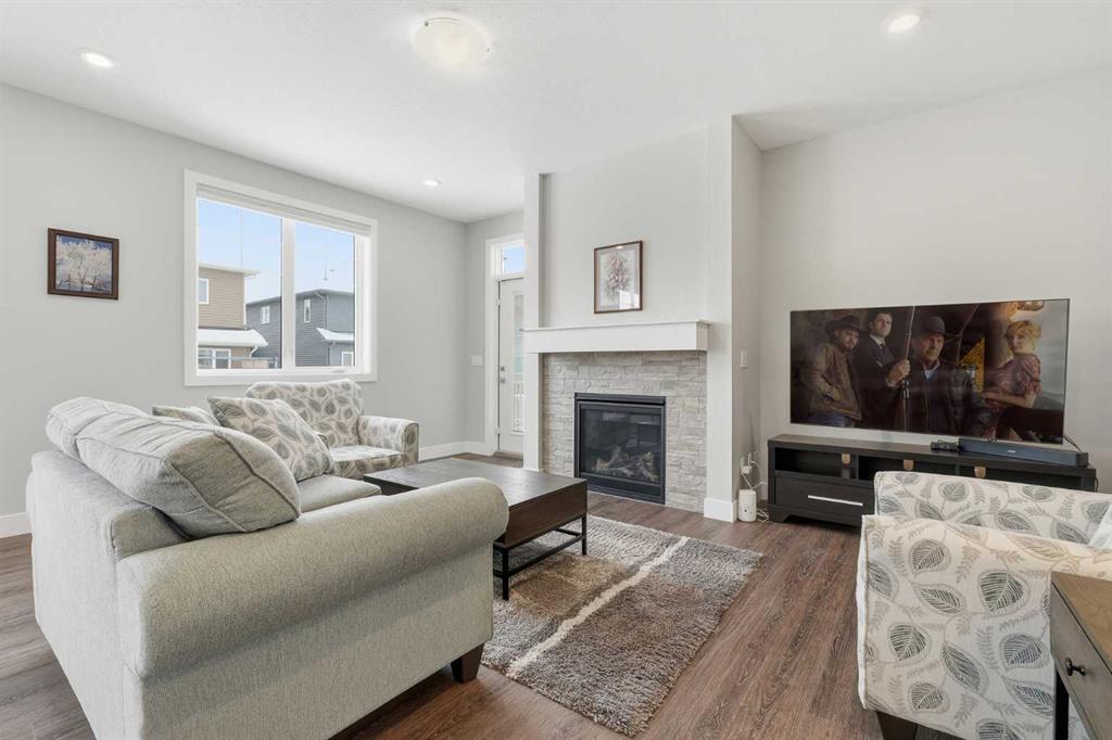 Picture for 204, 20 Silverado Crest Park SW