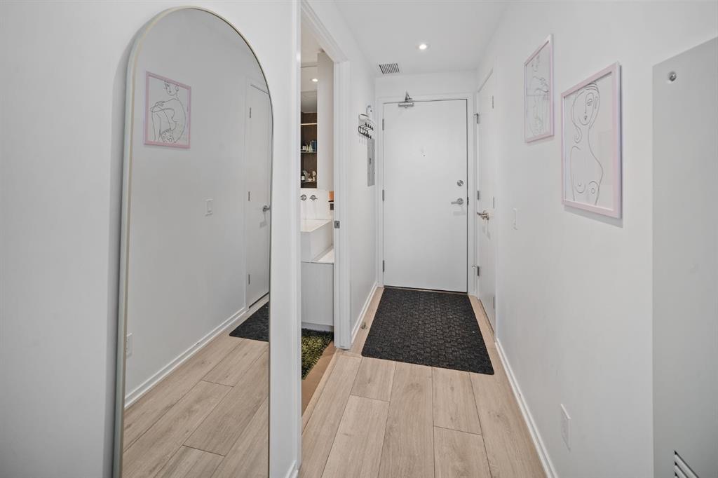 Picture for 1403, 615 6 Avenue SE