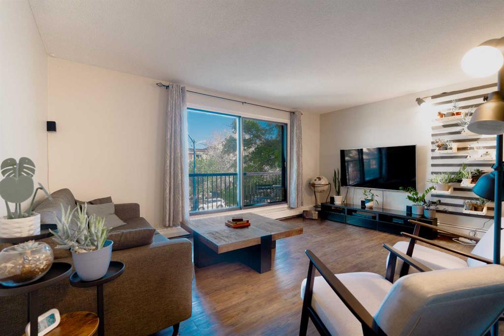 Picture for 305, 1829 11 Avenue SW