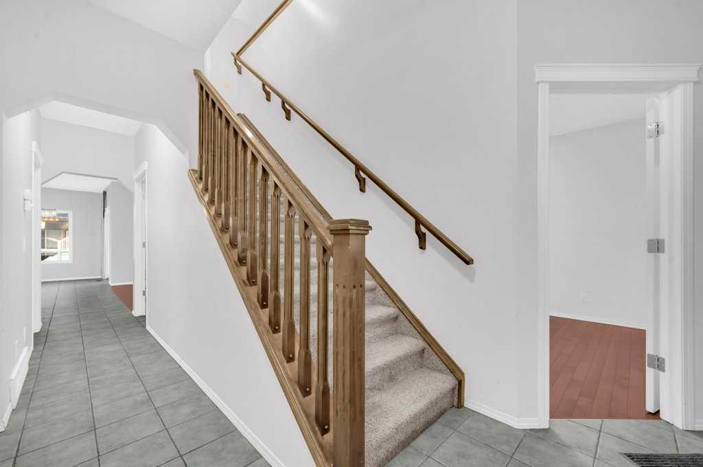 Picture for 1174 Kingston Crescent SE