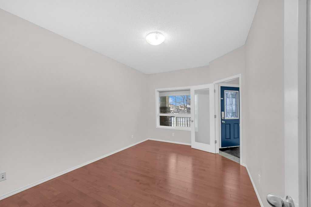 Picture for 1174 Kingston Crescent SE