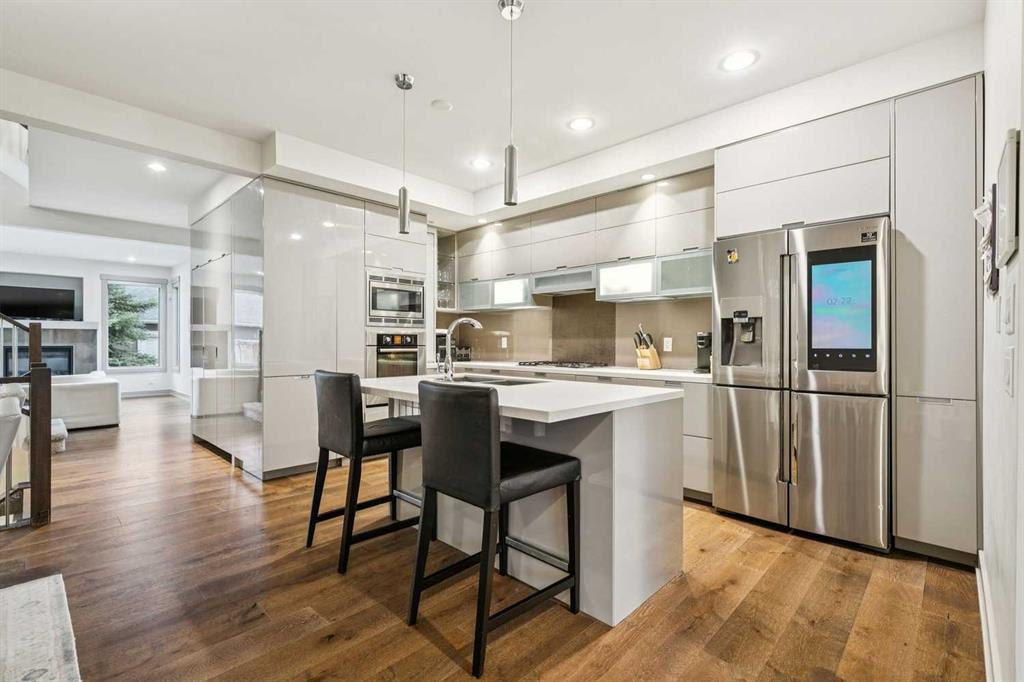 Picture for 3922 19 Street SW