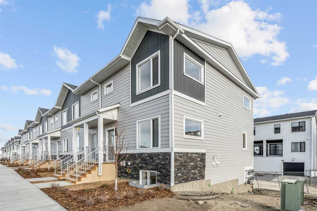 Picture for 1115, 25 Wildwoods Court SW