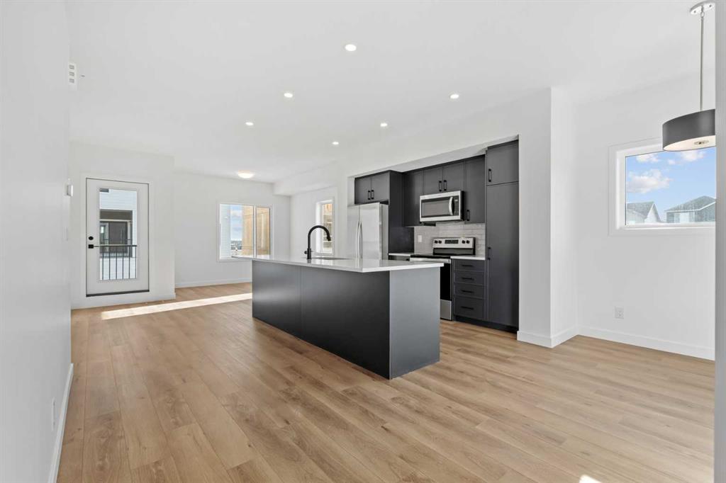 Picture for 1115, 25 Wildwoods Court SW