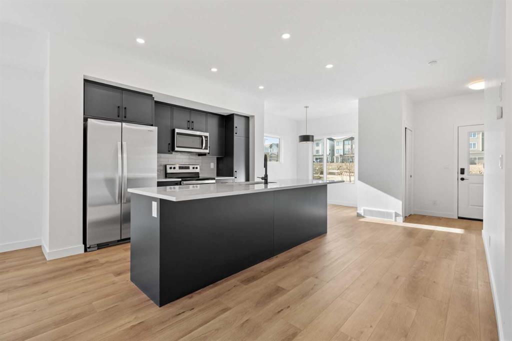 Picture for 1115, 25 Wildwoods Court SW