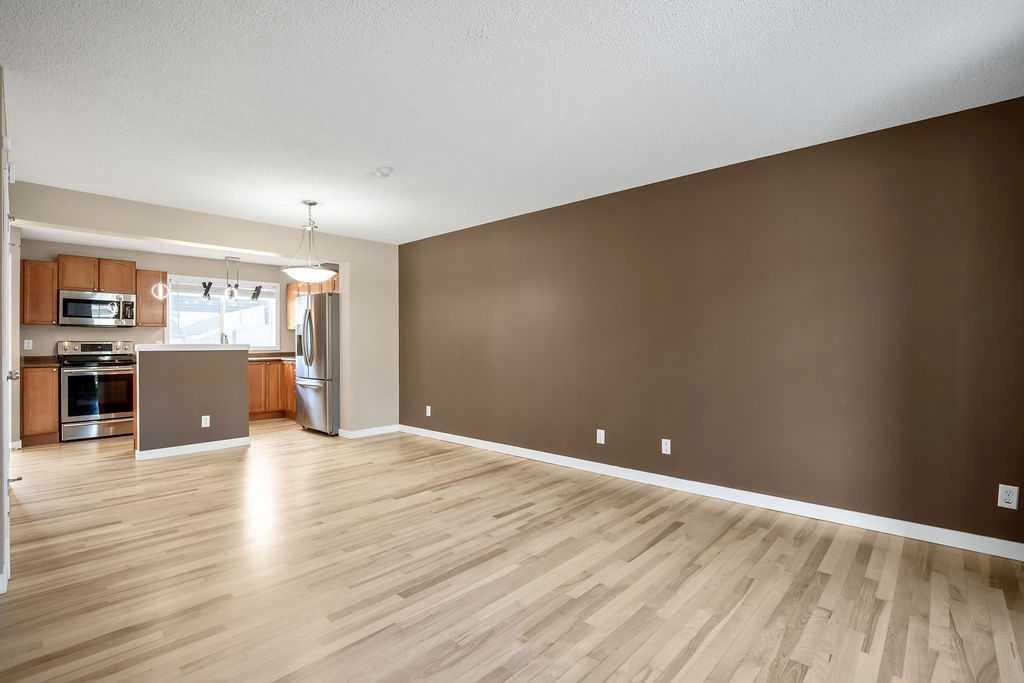 Picture for 230 Elgin Place SE