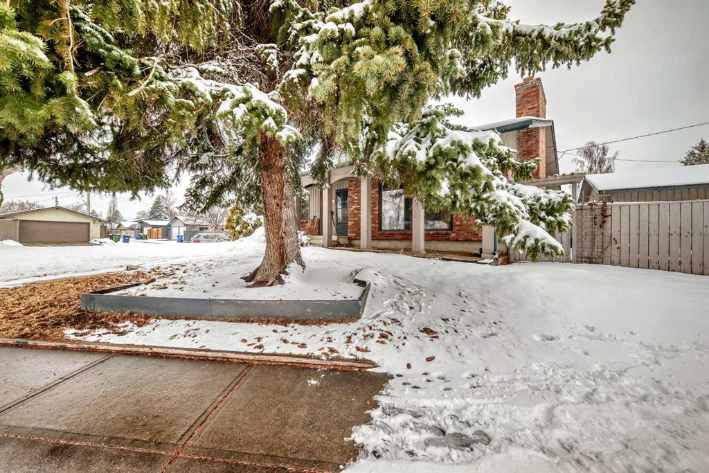 Picture for 844 Lake Ontario Drive SE