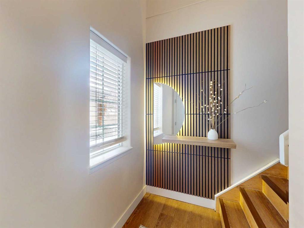 Picture for 207, 1997 Sirocco Drive SW