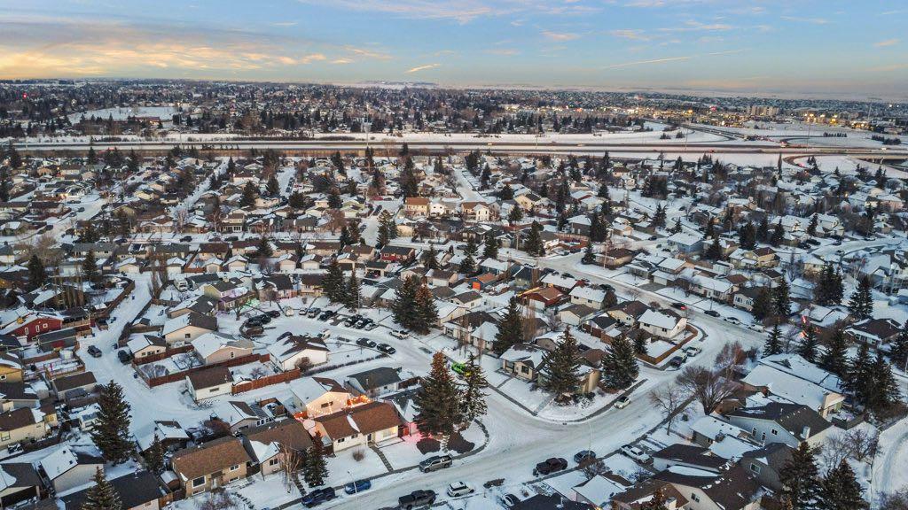 Picture for 14 Sunnyside Place SE