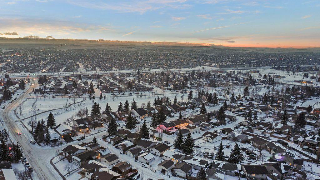 Picture for 14 Sunnyside Place SE